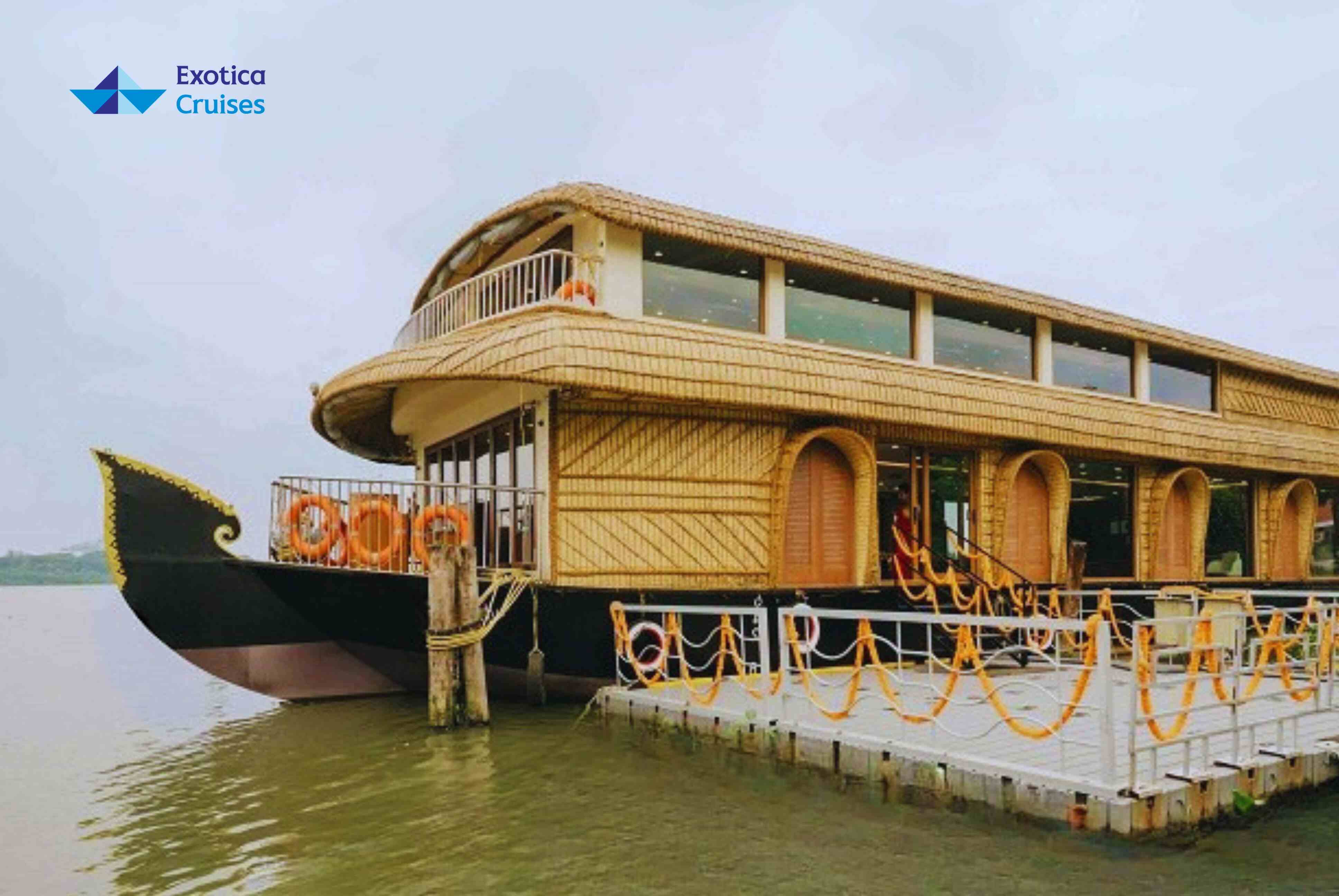 best luxury houseboat in Alleppey
